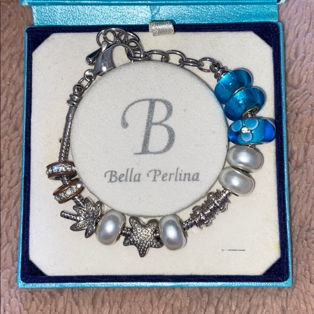 Bella Perlina Charm Bracelet